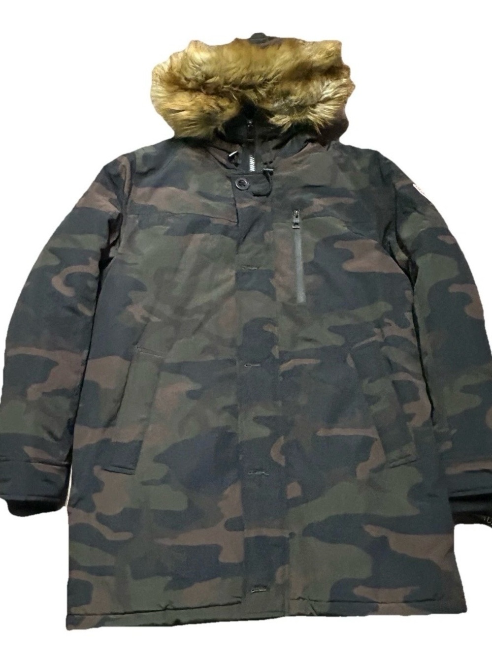 NWT Men’s Guess Camouflage Heavy Puffer Winter Jacket Size XL Small Flaw